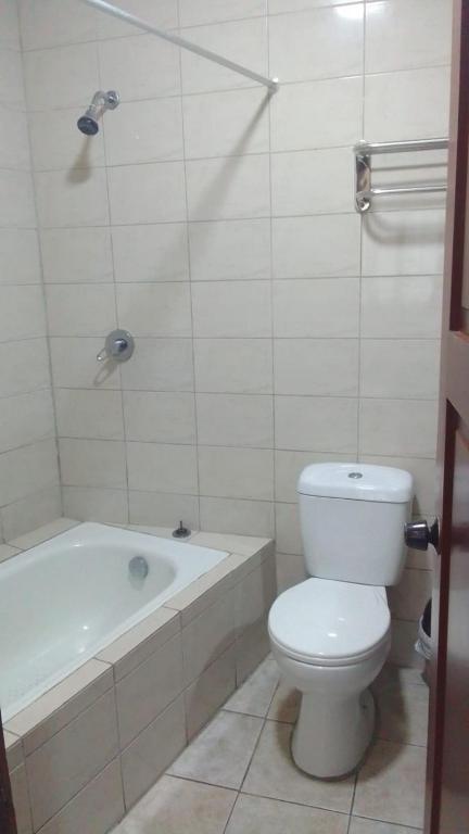 Koupelna v ubytování Atlantic Suites Hotel