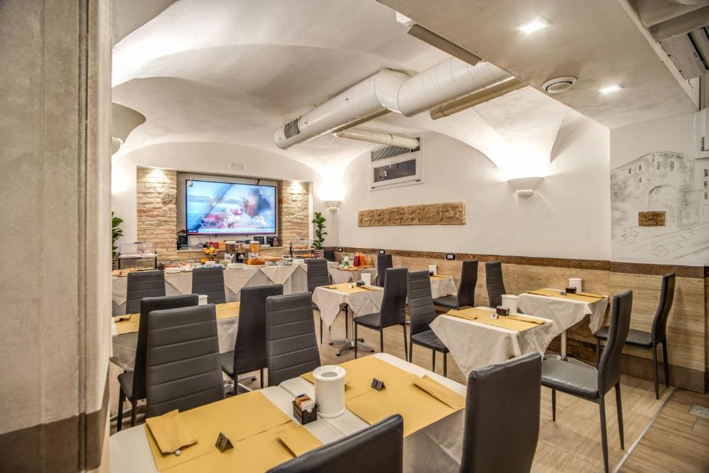 Hotel Centro Cavour Roma - Resim 16