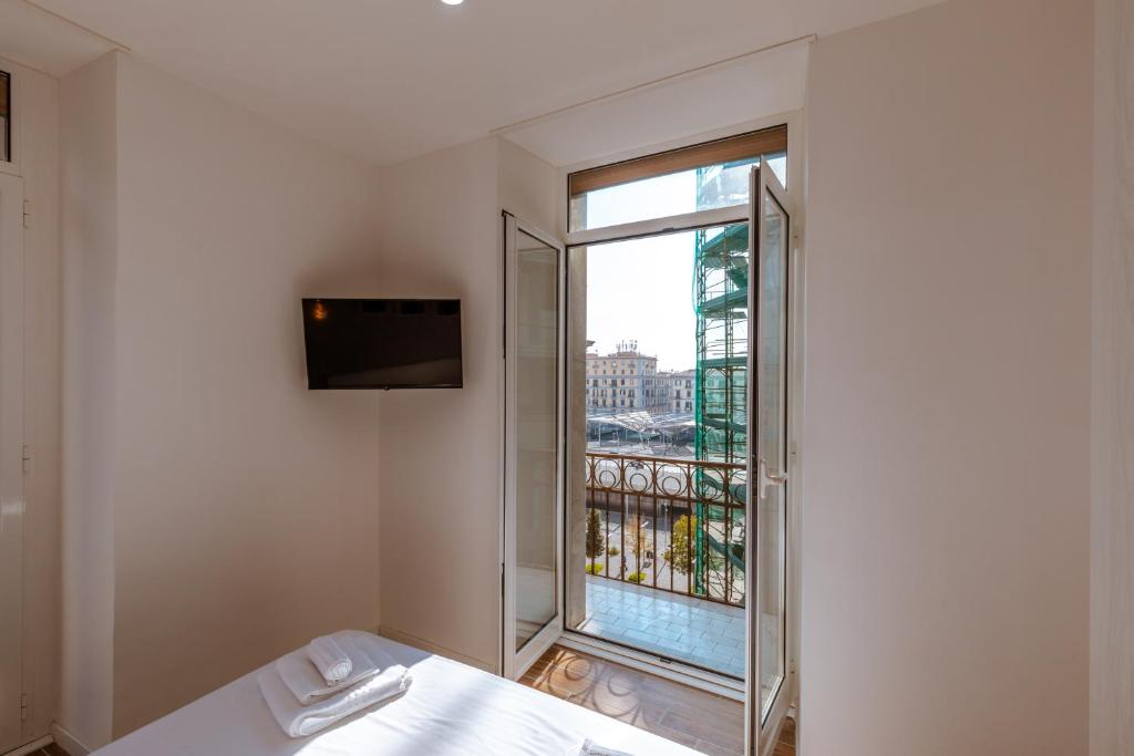 Central House - Apartments in Naples - Resim 6