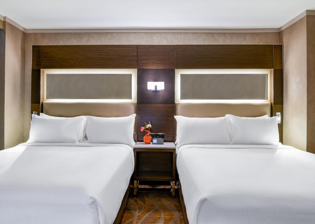 Holiday Inn Brooklyn Downtown, an IHG Hotel - 