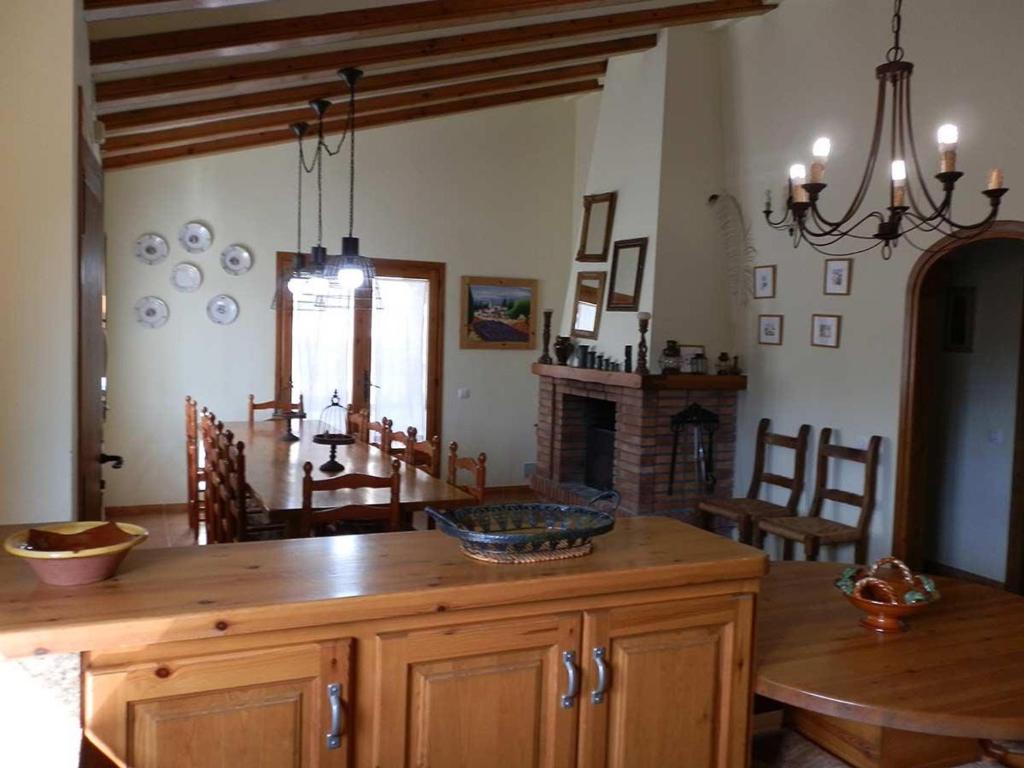 Fotografia z galérie ubytovania Casa con Piscina Privada, Cerca del Mar, WiFi Gratis, Aire Opcional, Mascotas y Playa para Perros - ES-184-10 v destinácii Riumar
