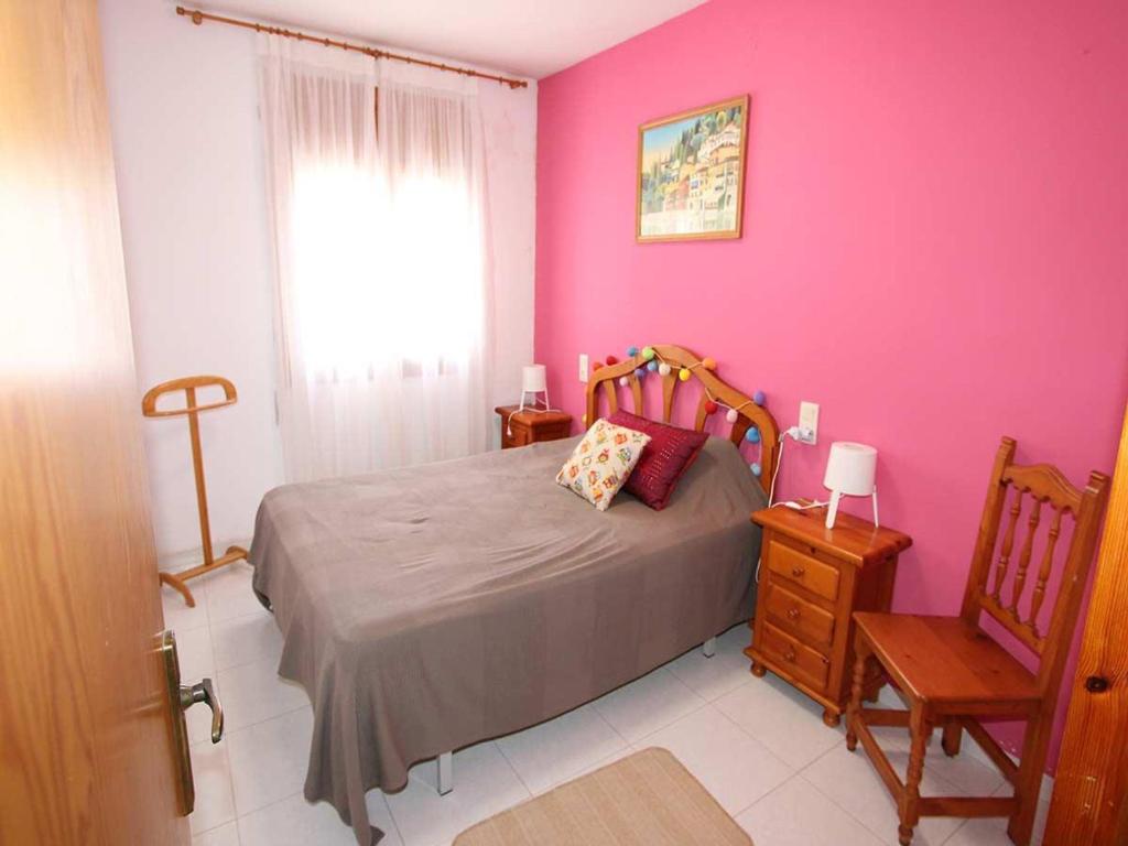 Postel nebo postele na pokoji v ubytování Vacaciones perfectas cerca del mar: piscina privada, mascotas bienvenidas y playa para perros. - ES-184-21