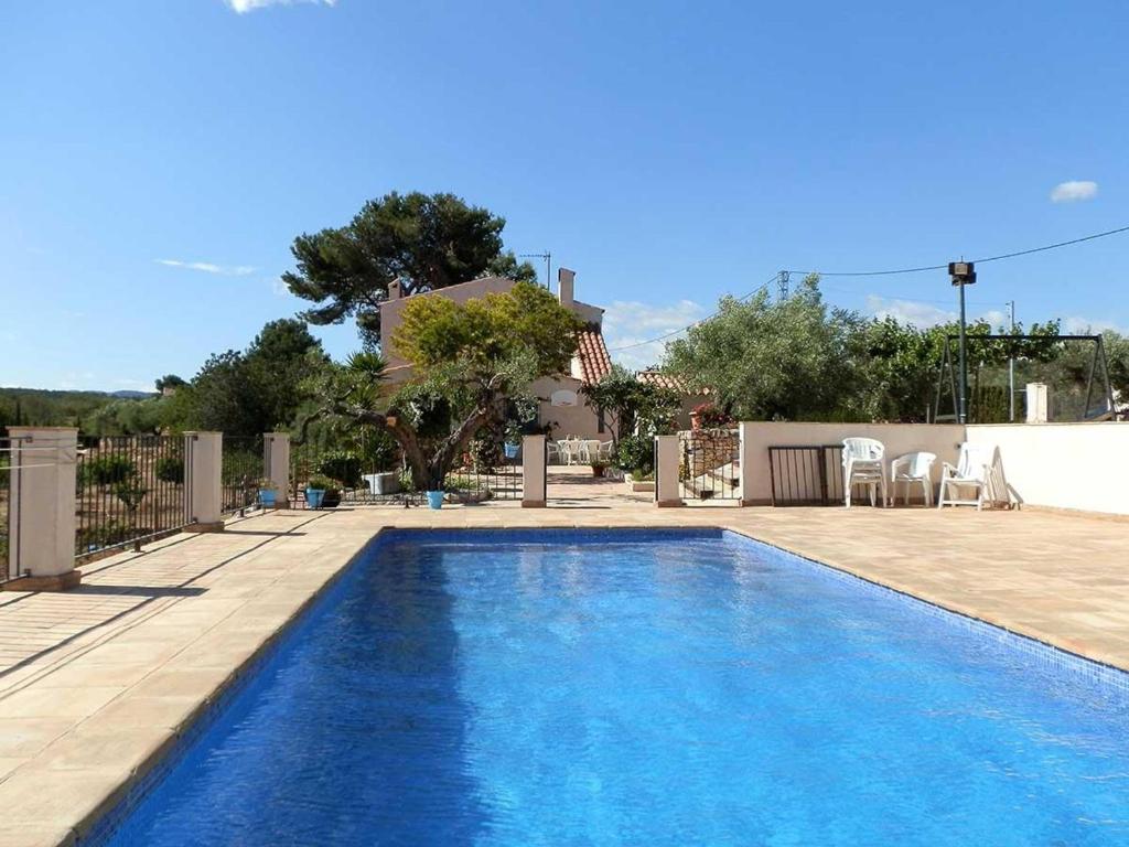 Bazén v ubytovaní Casa cerca del mar con piscina privada, wifi, aire acondicionado opcional y mascotas bienvenidas - ES-184-23 alebo v jeho blízkosti