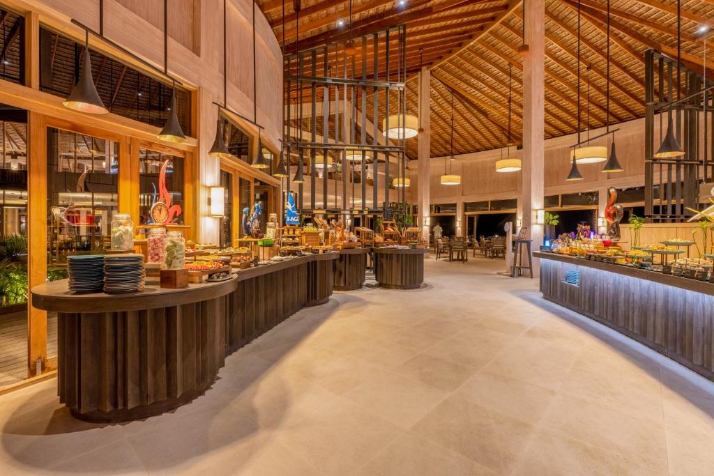 Restaurace v ubytování Kagi Maldives Resort & Spa