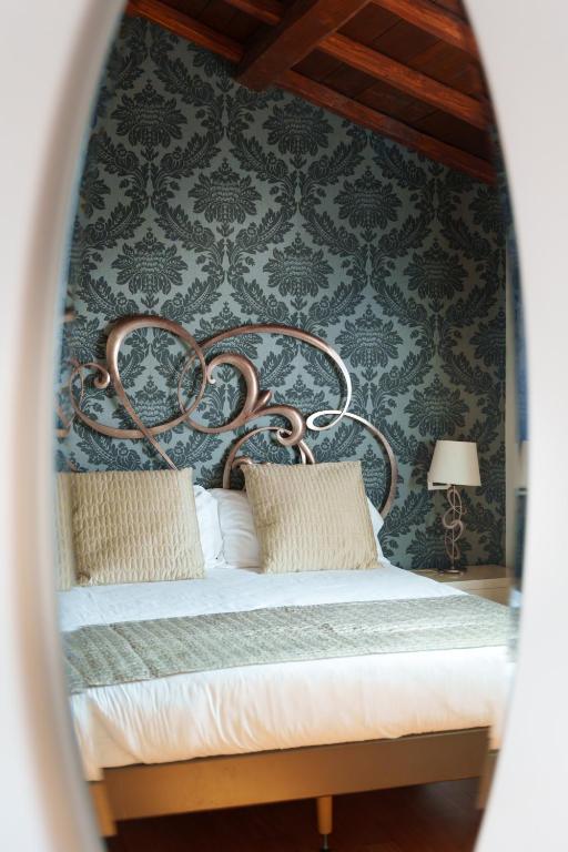 The Place 217 - Resim 24