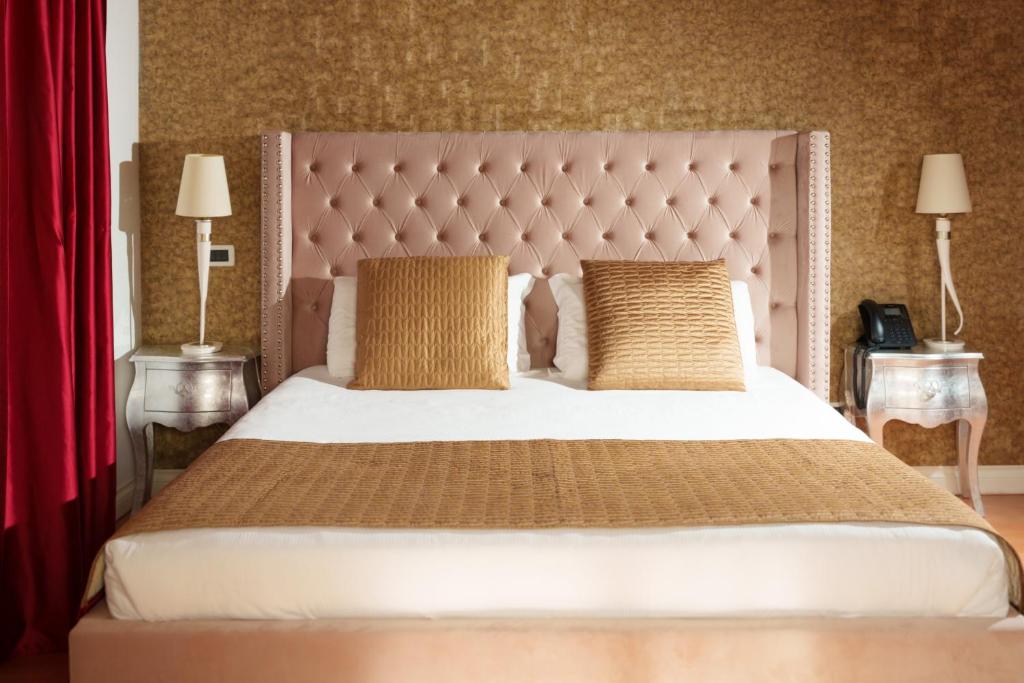 The Place 217 - Resim 34