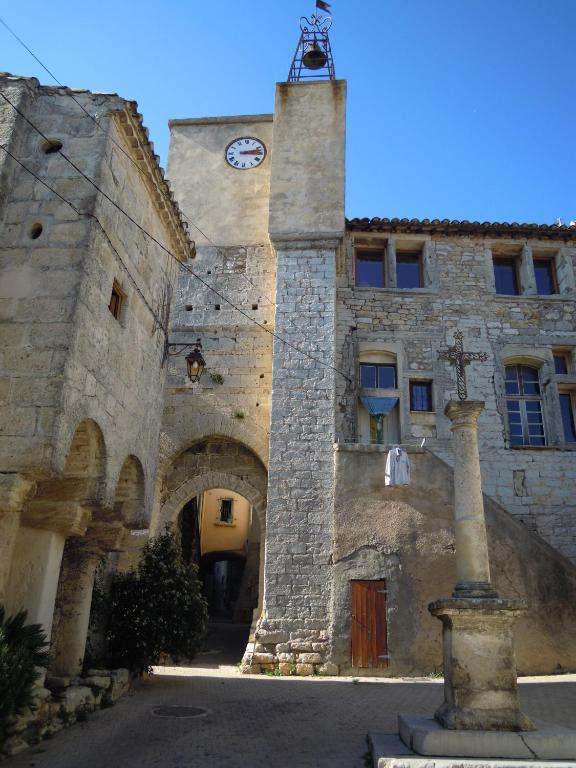 Fotografia z galérie ubytovania Charmante suite indépendante avec cave à vin v destinácii Cournonsec