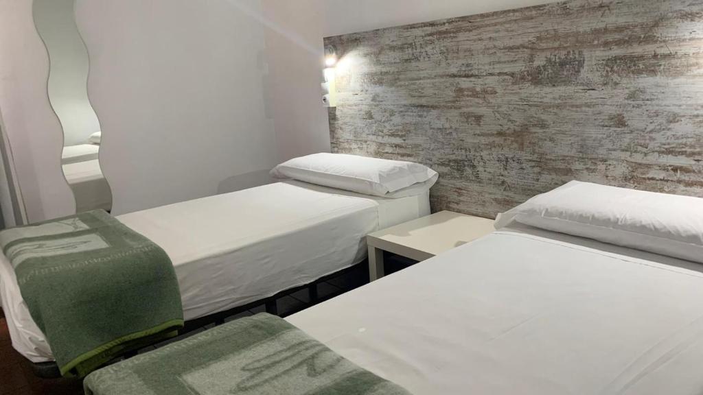 Casa de Huéspedes Almansa, Madrid – Updated 2023 Prices