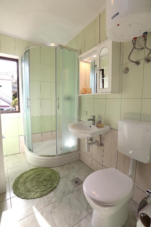 Kúpeľňa v ubytovaní Apartman Karaga