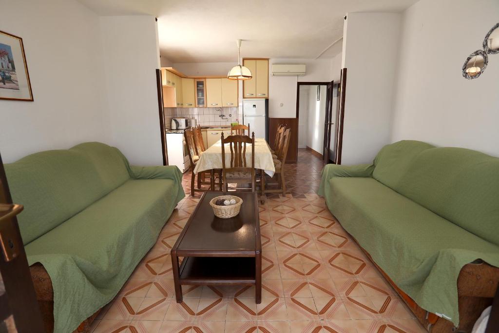 Posedenie v ubytovaní Apartman Karaga
