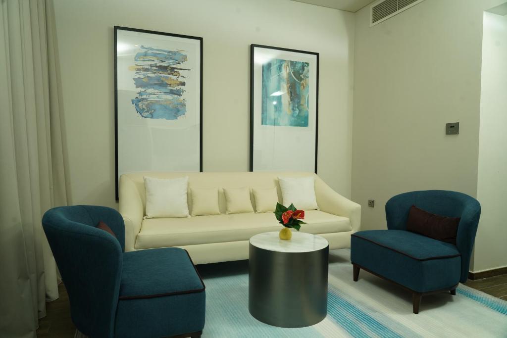 Posezení v ubytování C - Hotel and Suites Doha