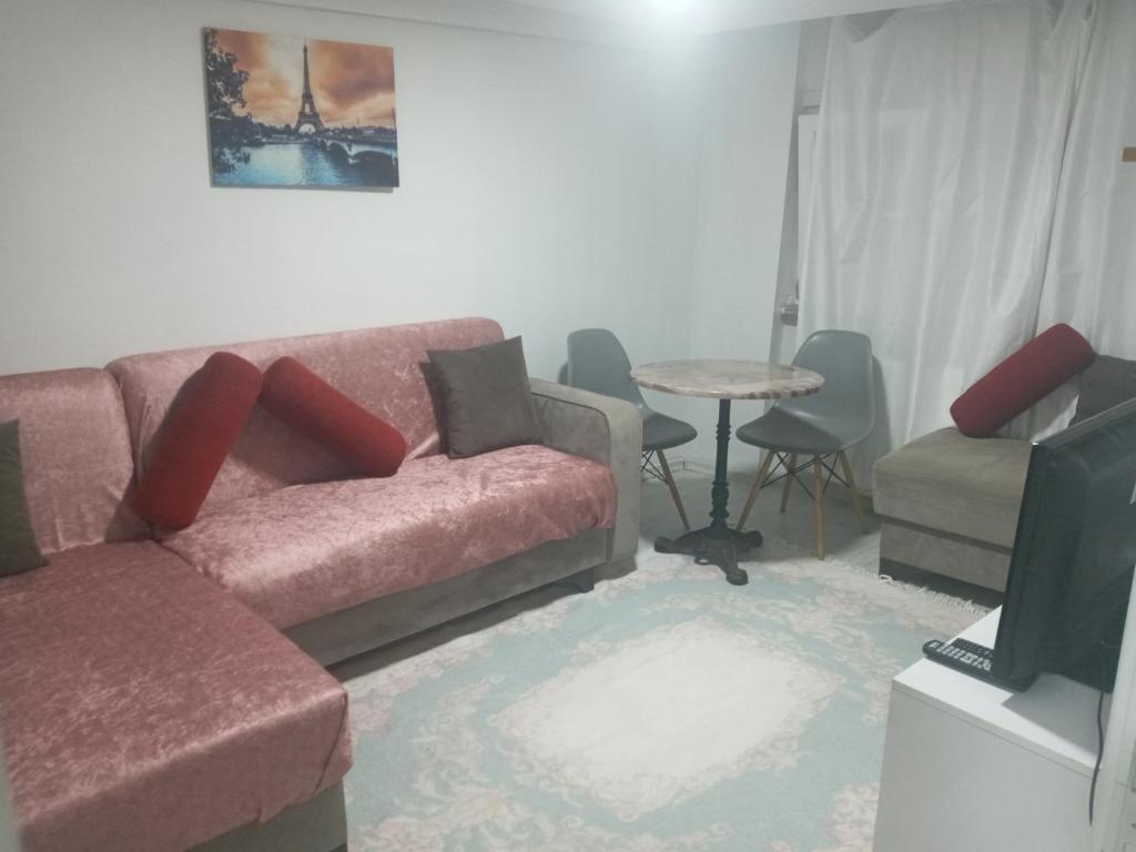 İstanbul Beyoğlu Taksim Galata kule İstiklal cd