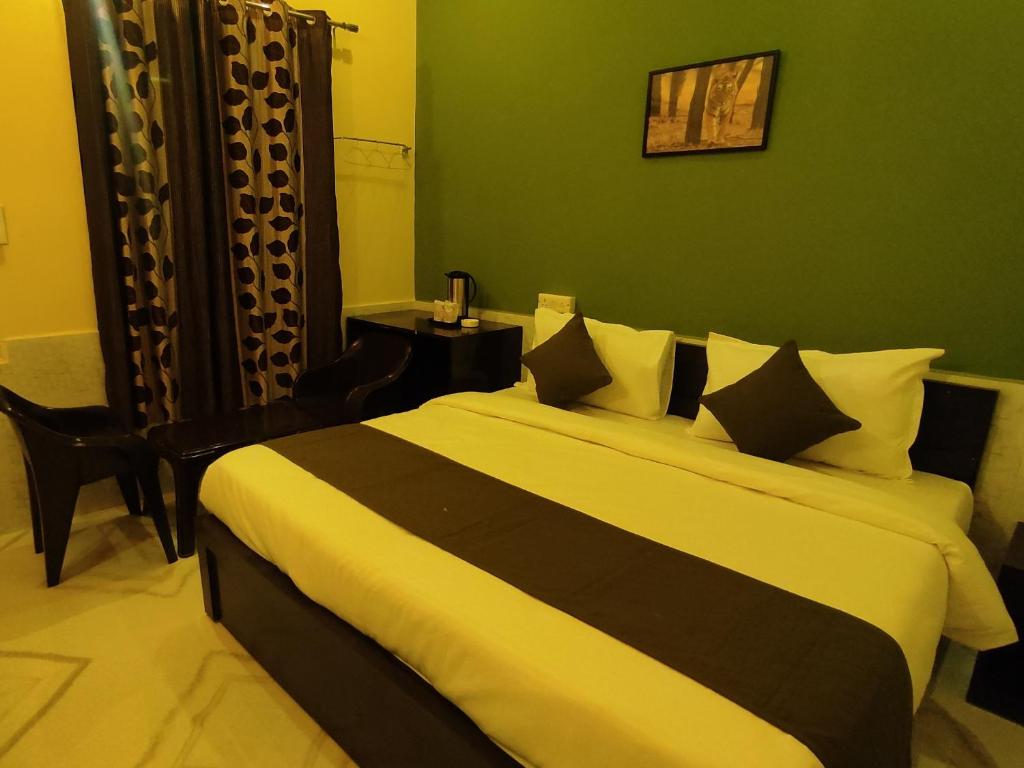Aravali Bagh Palace - Chambre Double Avec Vue Sur Le Jardin