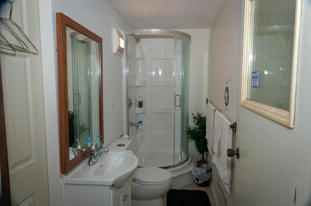 Koupelna v ubytování Guest Suite - Private Retreat - J-1
