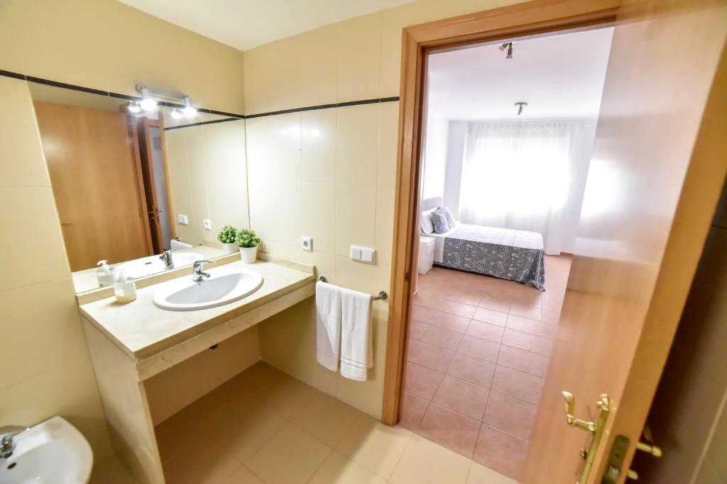 Amplio con Parking, Club y Piscina junto a Sevilla, La Algaba ...