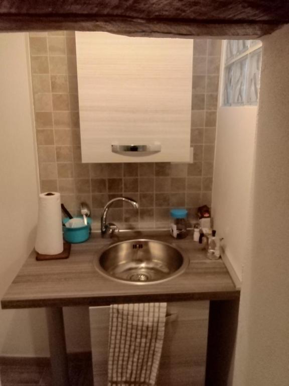 Casa vacanze su sorighe. - Casa Con Una Camera Da Letto
