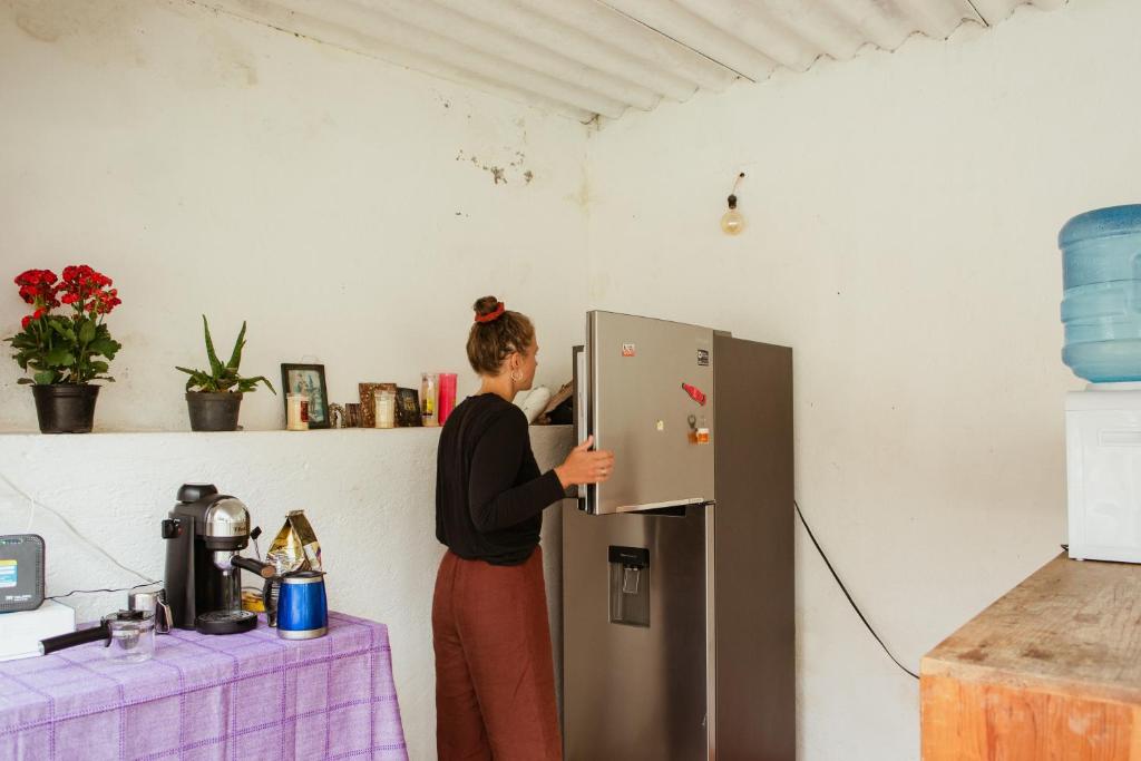 Příslušenství pro přípravu čaje a kávy v ubytování Hospedaje Temazcaltitla