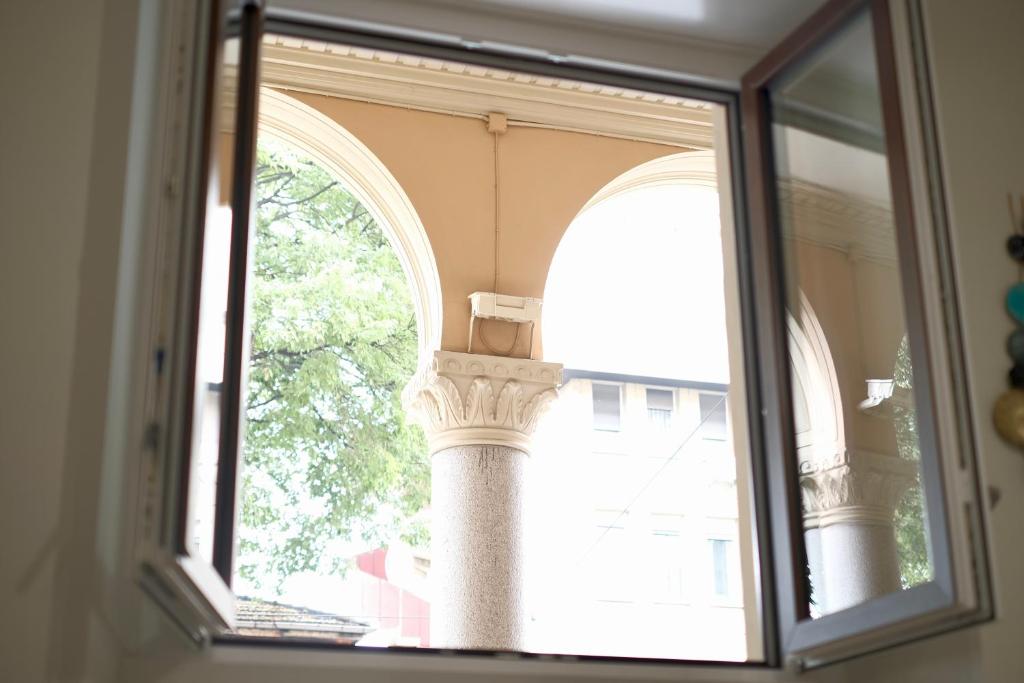 Zdjęcie z galerii obiektu Appartamento moderno ❴ 300 mt. da PORTA NUOVA ❵ w Turynie