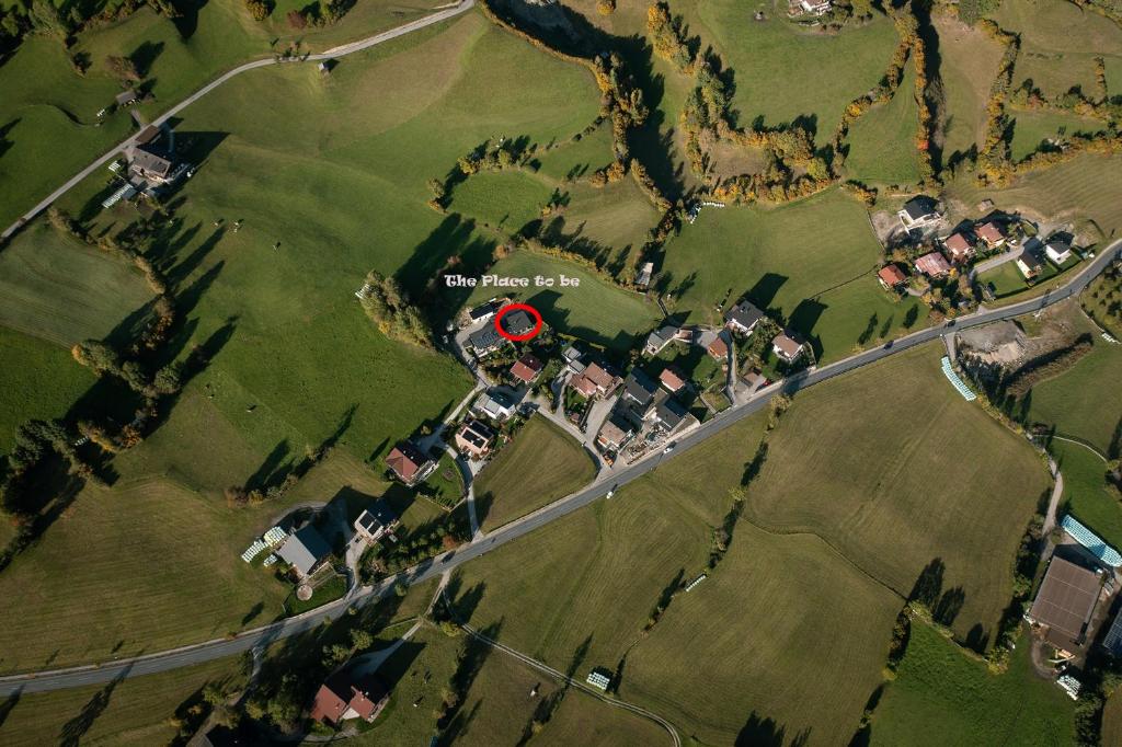 Pohľad z vtáčej perspektívy na ubytovanie Landart-Appartements