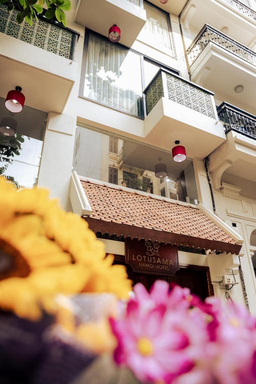 Balkón nebo terasa v ubytování Hanoi Golden Lotus Aman Hotel