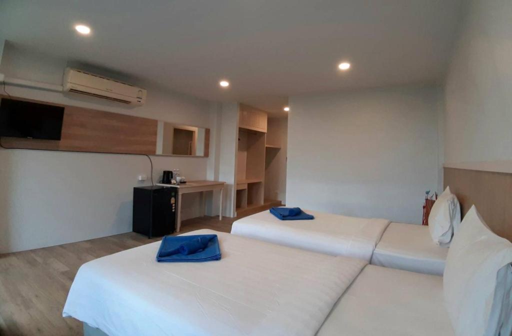 Postel nebo postele na pokoji v ubytování Karon Living Room - SHA Plus