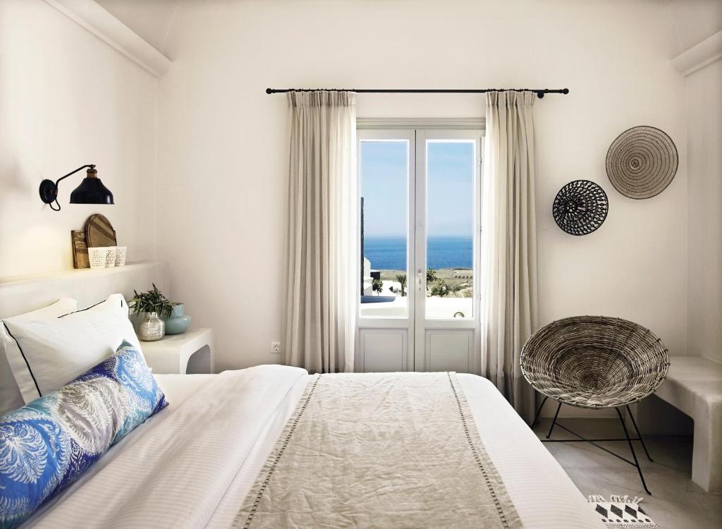 Santo Pure Oia Suites & Villas photo
