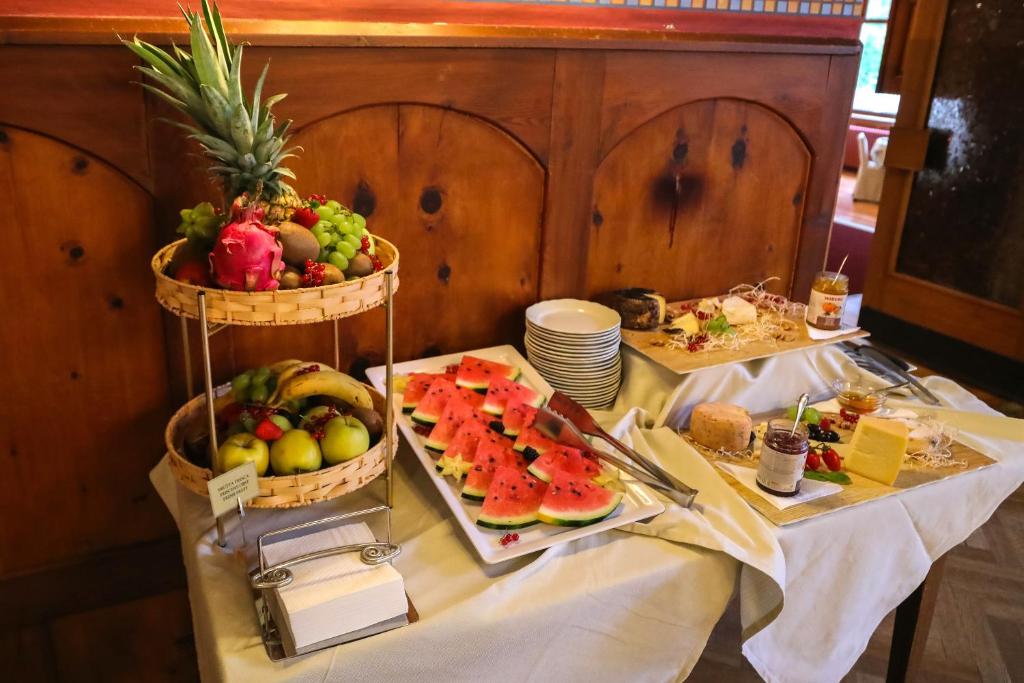 Jedzenie w hotelu lub w pobliżu