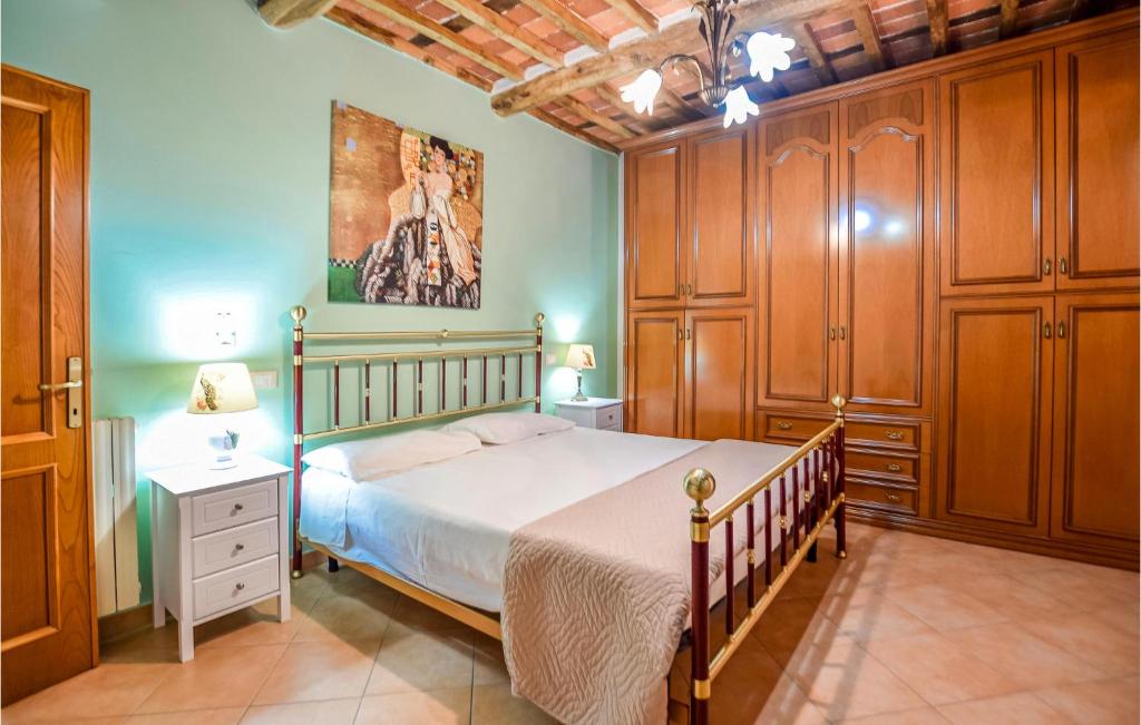 Posteľ alebo postele v izbe v ubytovaní Awesome Home In Camaiore With Wifi