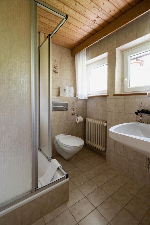 Koupelna v ubytování Gästehaus Dauser
