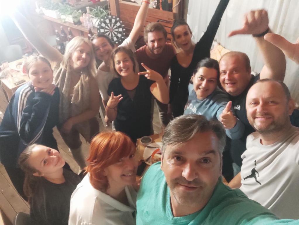 Os clientes hospedados em The Rooftop Hostel
