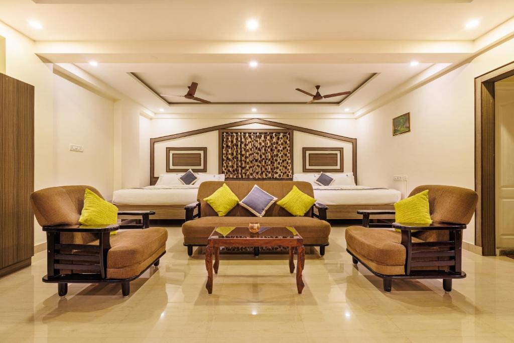 Posezení v ubytování Hotel Comfort Park - Opposite Sri Ramachandra Medical College Porur