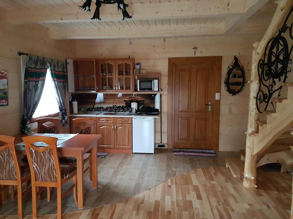 Kuchyňa alebo kuchynka v ubytovaní U Garczków