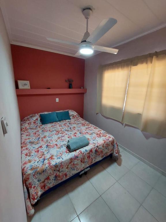 Departamento practico, con buena iluminación y ubicación.