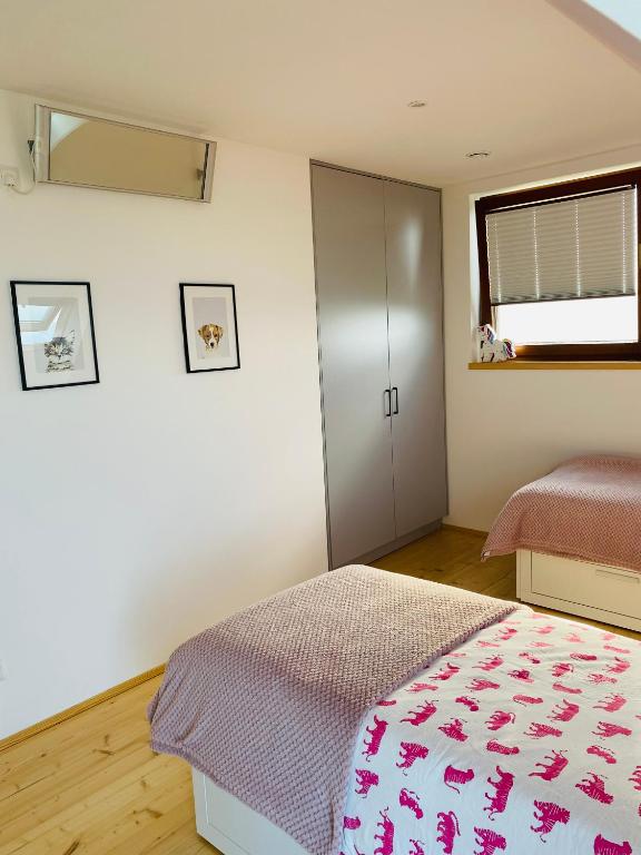 Letto o letti in una camera di Scenic Chalet Malowniczy Domek