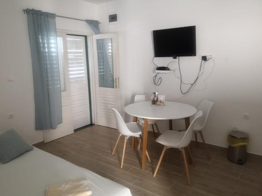 TV a/nebo společenská místnost v ubytování Apartman Magica