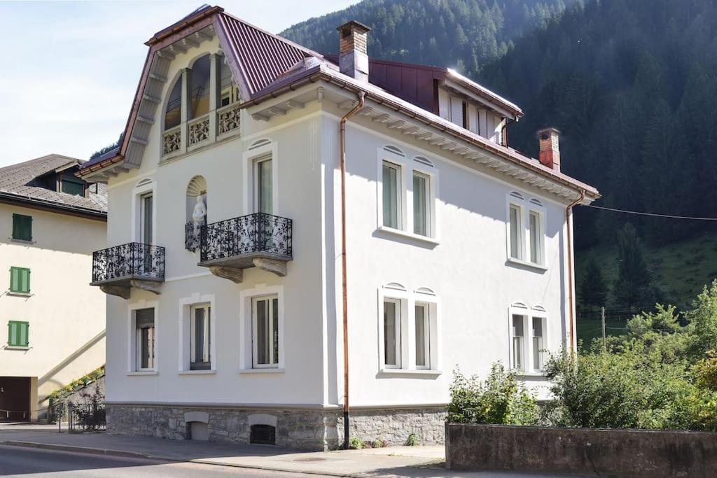 Nespecifikovaný výhled na hory nebo výhled na hory při pohledu z apartmánu
