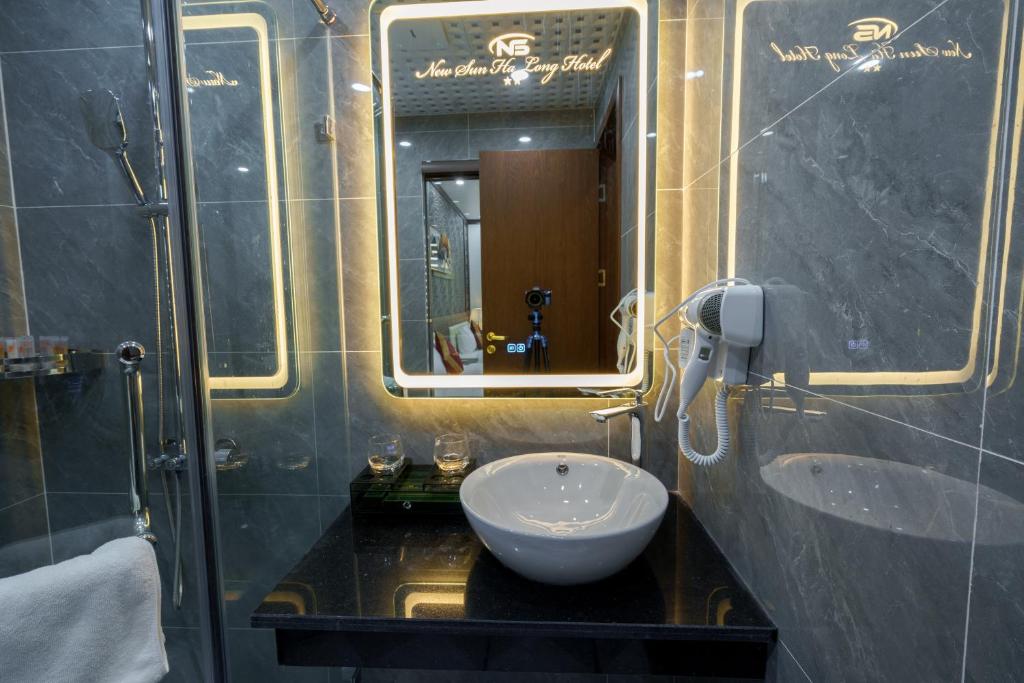 Sunland Halong Hotel and Restaurant - 9