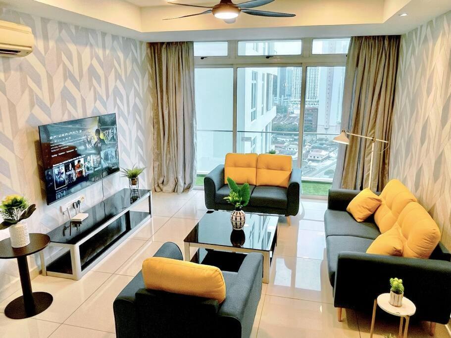 KSL CityMall 1113pax A23 PrivateLiftSmartTV65inch, Johor Bahru