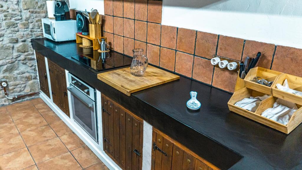 Kuchyňa alebo kuchynka v ubytovaní Cal Belló Casa rural