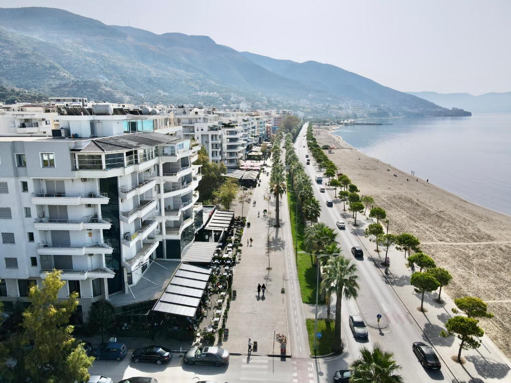 MARINA APARTMENT