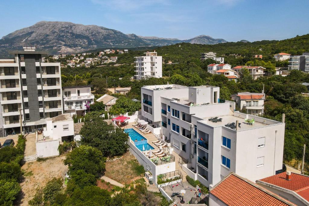 Nespecifikovaný výhled na hory nebo výhled na hory při pohledu z apartmánu