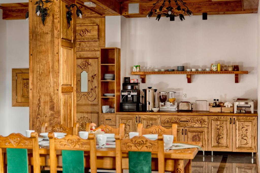 Príslušenstvo na prípravu kávy alebo čaju v ubytovaní Willa Mamcorka