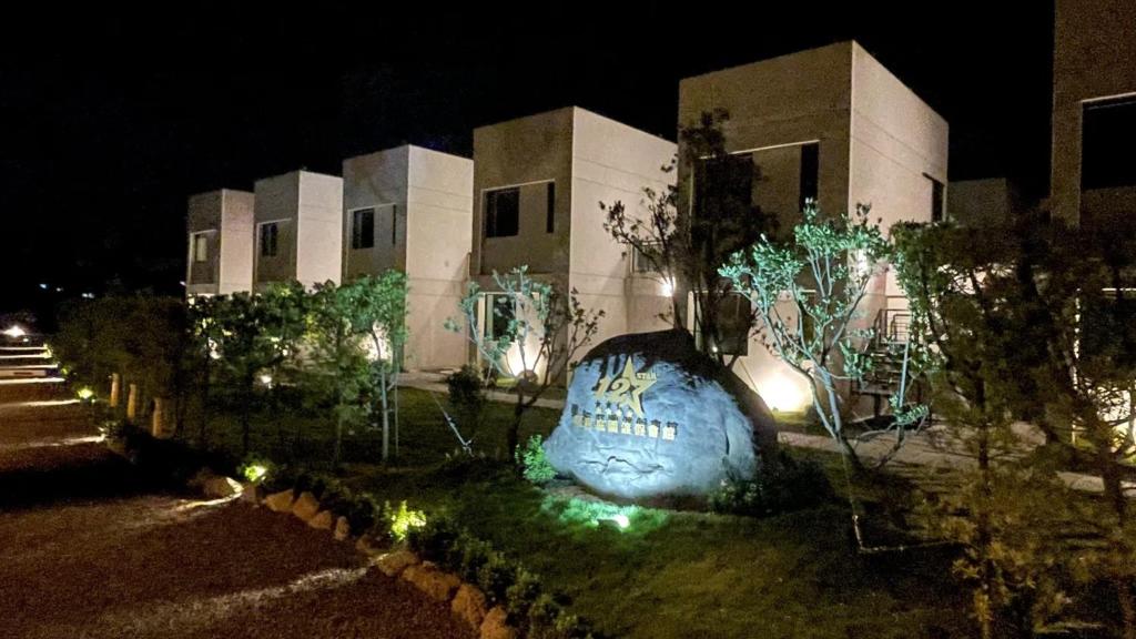 Zahrada ubytování Twelve Constellation Garden Resort