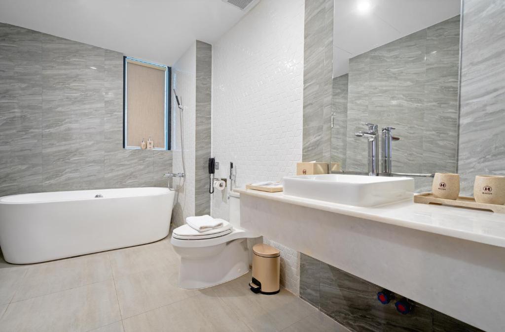 Căn Hộ 2 Phòng Ngủ Nhìn Ra Thành Phố - Kèm Trà Chiều