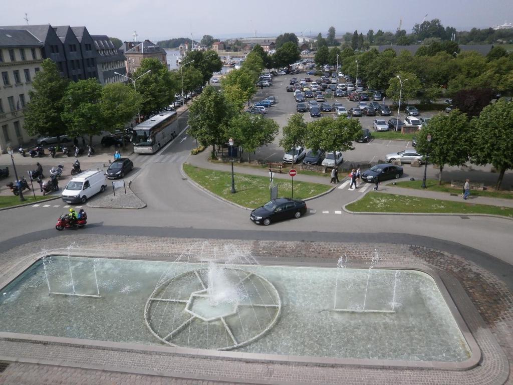 Aux Fontaines Honfleur - Studio Apartment