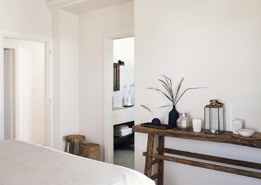 Santo Pure Oia Suites & Villas - 12