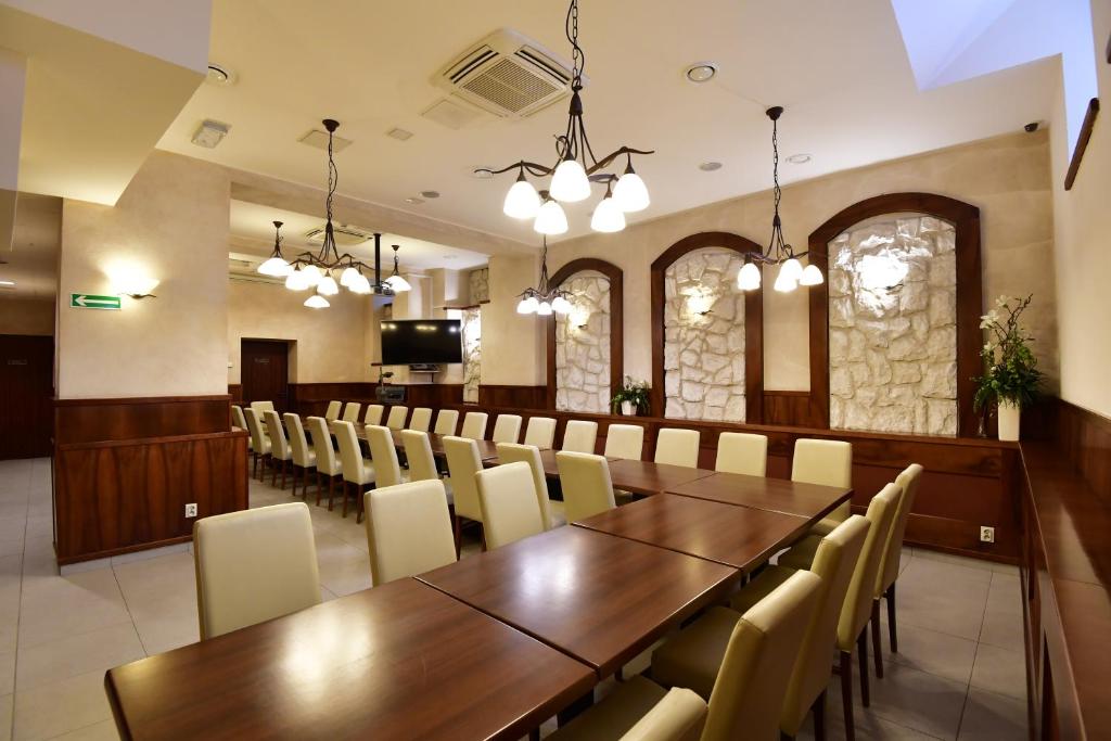 Część wypoczynkowa w obiekcie Hotel Downtown Kraków