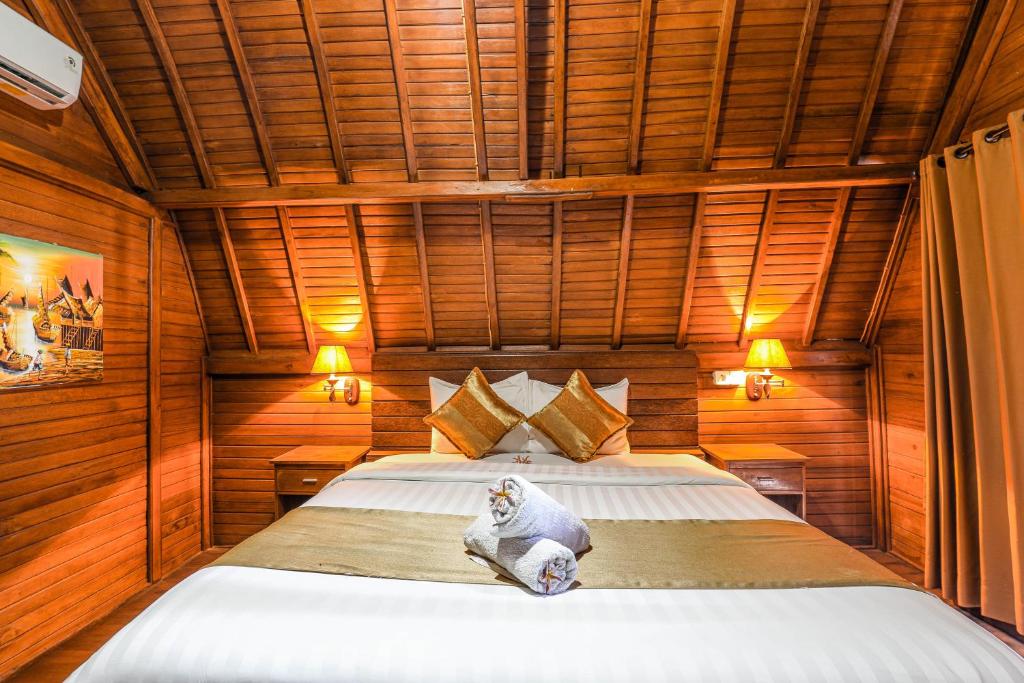 You and We House - 7