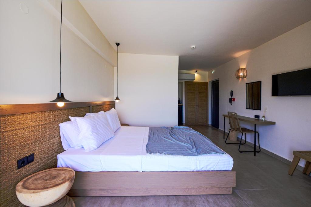 Elies Aesthetic Living - 7