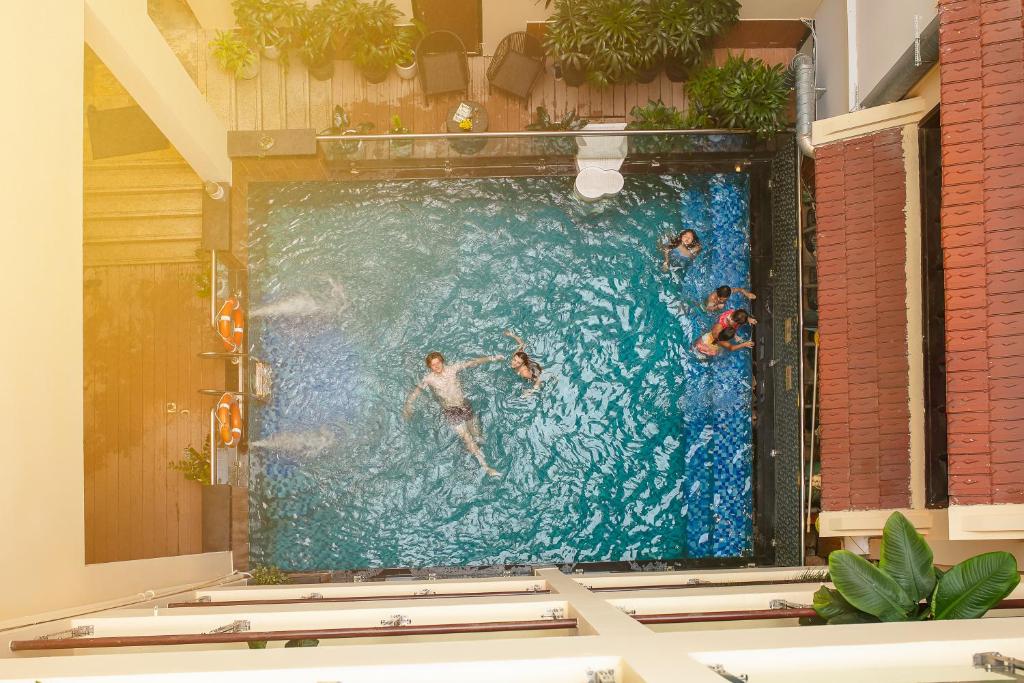Bazén v ubytování Hanoi Nostalgia Hotel & Spa nebo v jeho okolí